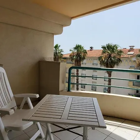 דירה Port Frejus, 100 M Des Plages, Le Cesaree, T2 30m2